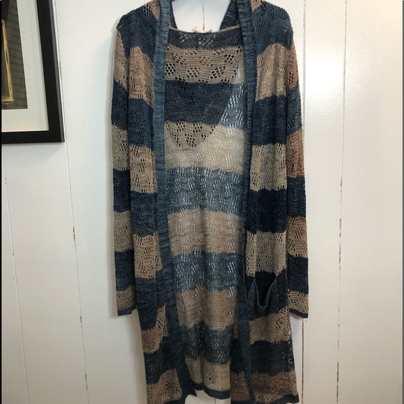 Anthropologie Sweaters - Anthropologie Hooded Sweater